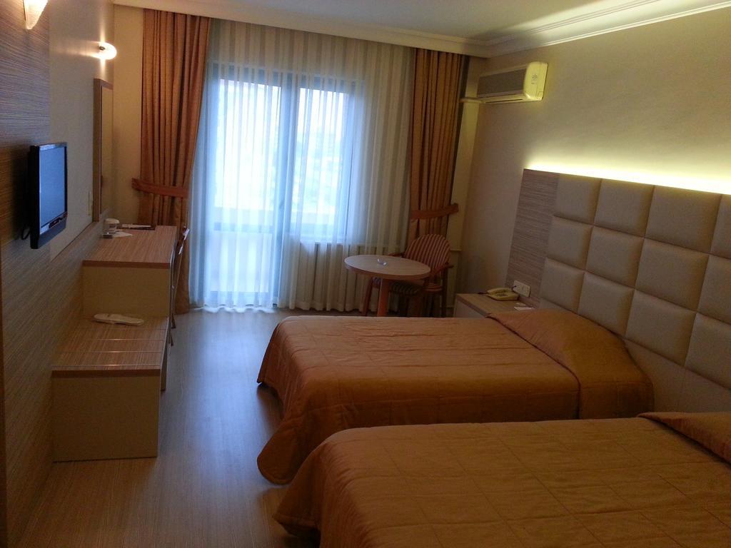 Sefa Hotel 1 Чорлу Екстер'єр фото